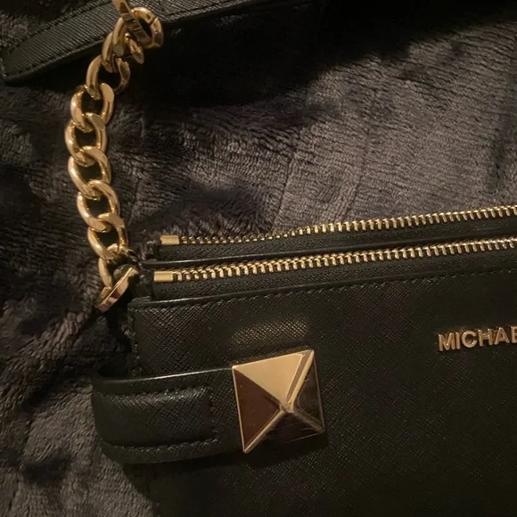 Michael Kors cross body bag - Picture 4 of 4